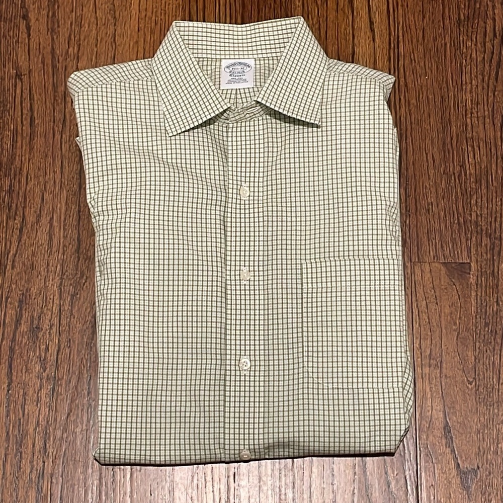Brooks Brothers Non- Iron Dress Shirt 15.5x32